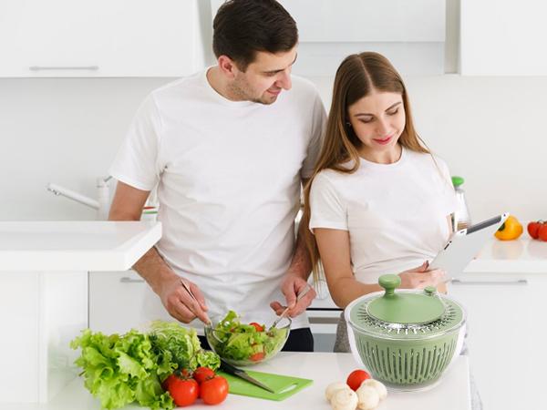 PUKOMC Large Salad Spinner, 5-in-1 Vegetable Dryer, Washer & Strainer